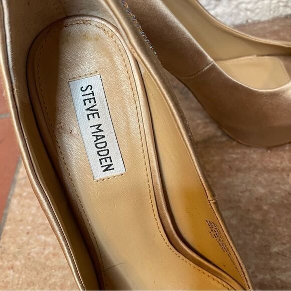 Steve Madden Cream Heels with Rhinestone Embellishments - Picture 11 of 13